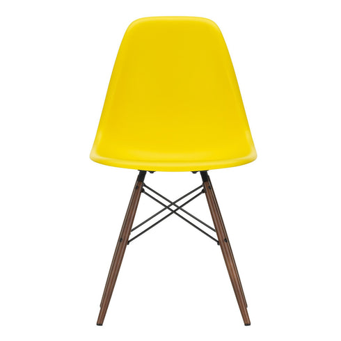 Cadeira Eames em Plástico DSW / Base dark maple